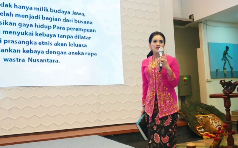 Aktivis sebut kebaya jadi identitas budaya perempuan Indonesia