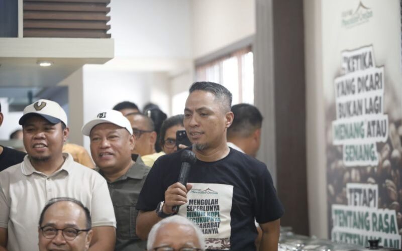 Warung Kopi Phoenampungan jadi ruang bertemu dan bertukar gagasan